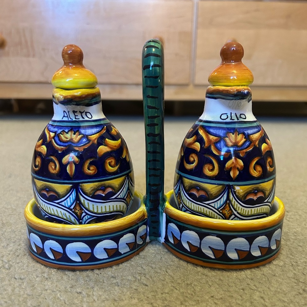 Franco Mari Deruta Italian Handcrafted Oil And Vinegar Cruet Set-SIGNED